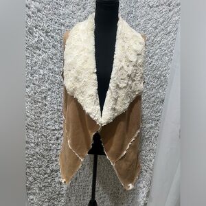 DOUBLE ZERO VEGAN Chic Tan AND CREAM FAUX SHEARLING Vest WESTERN SIZE M: